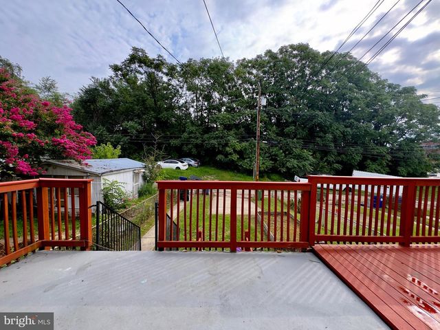 1243 S GRANTLEY ST, Baltimore, MD 21229