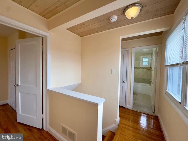 1243 S GRANTLEY ST, Baltimore, MD 21229