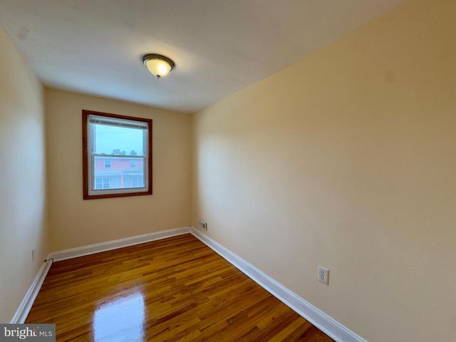 1243 S GRANTLEY ST, Baltimore, MD 21229
