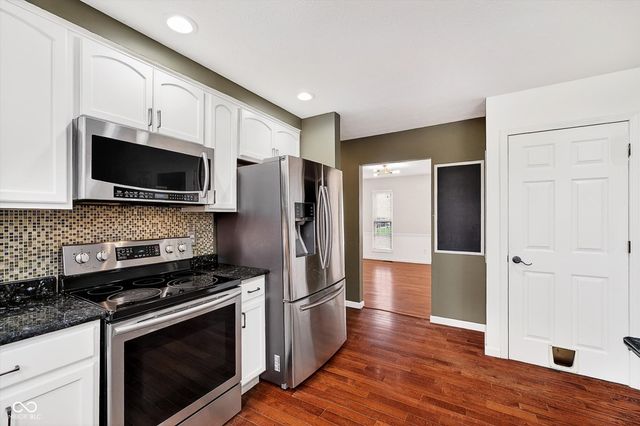 8210 Castleton Boulevard, Indianapolis, IN 46256