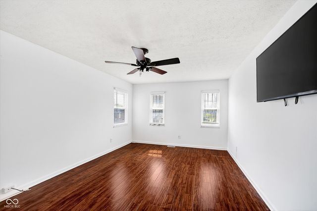 8210 Castleton Boulevard, Indianapolis, IN 46256