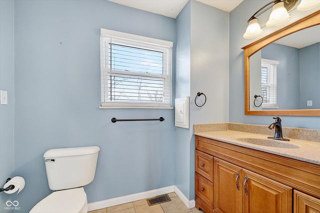 8210 Castleton Boulevard, Indianapolis, IN 46256