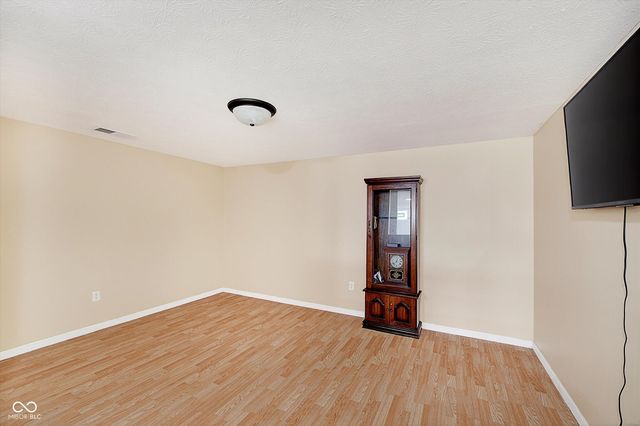 8210 Castleton Boulevard, Indianapolis, IN 46256