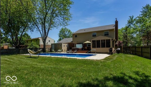8210 Castleton Boulevard, Indianapolis, IN 46256