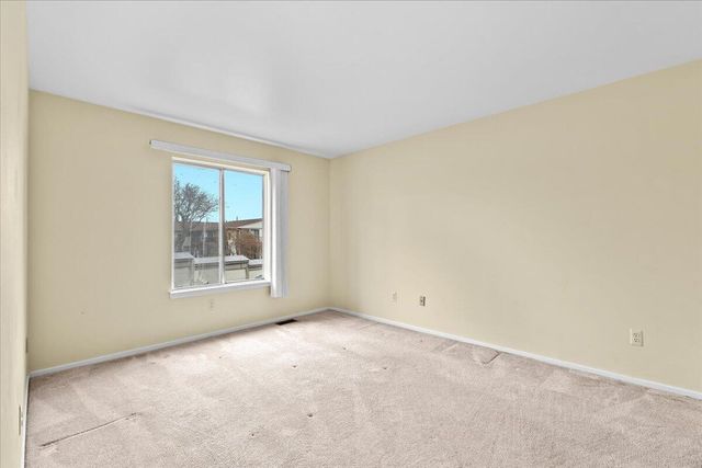 44750 Bayview Drive 37, Novi, MI 48377