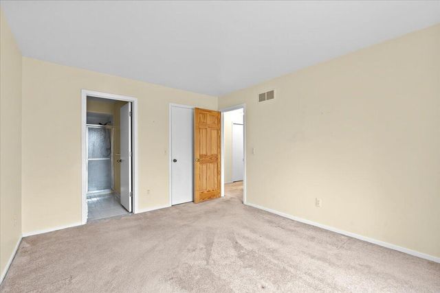 44750 Bayview Drive 37, Novi, MI 48377