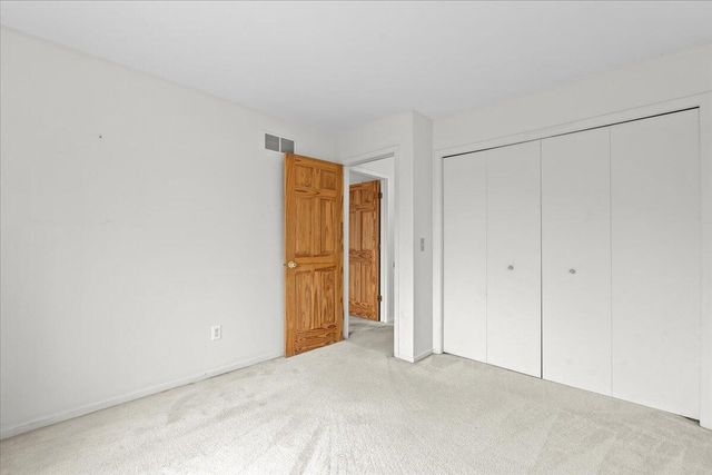 44750 Bayview Drive 37, Novi, MI 48377