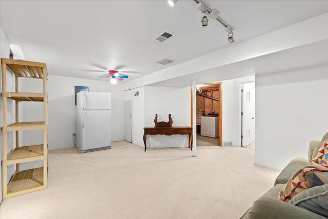 44750 Bayview Drive 37, Novi, MI 48377