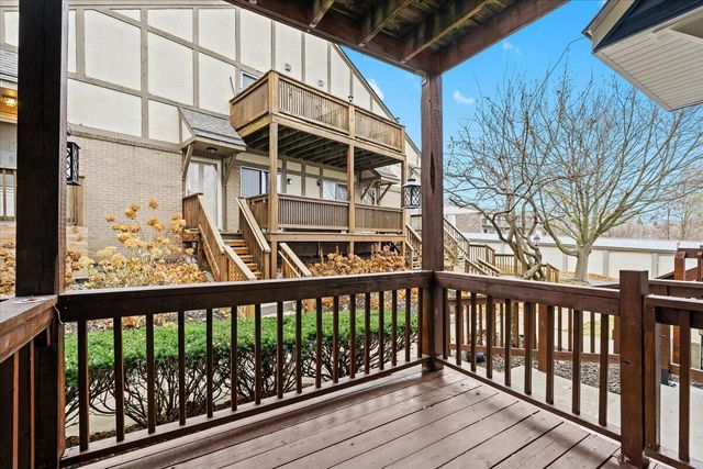 44750 Bayview Drive 37, Novi, MI 48377