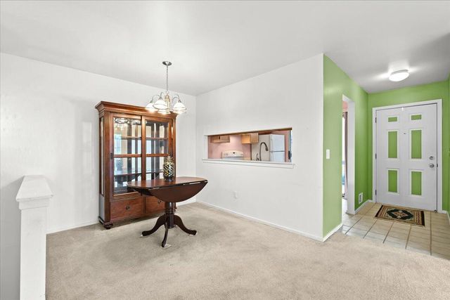 44750 Bayview Drive 37, Novi, MI 48377