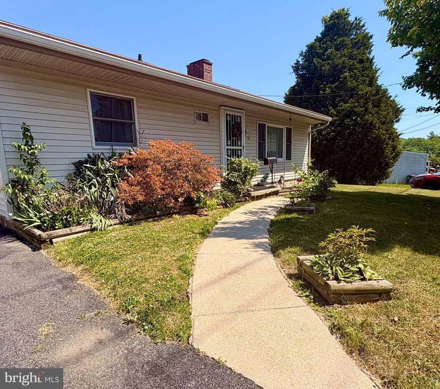Image 2 of property listing at 59 MOYER DR, Aberdeen, MD 21001