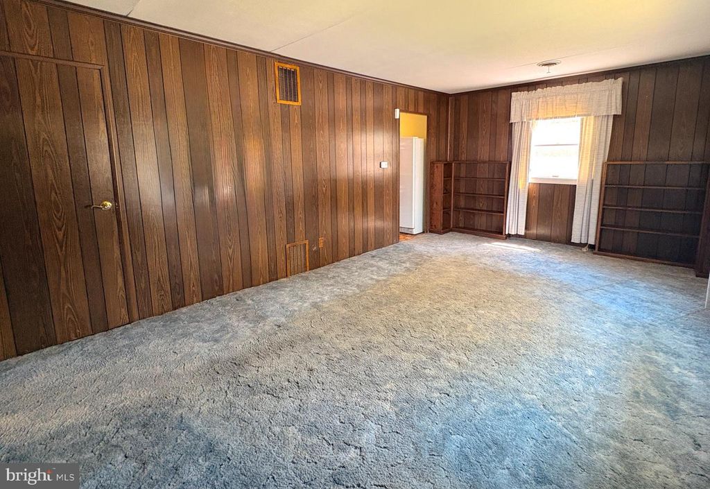 Image 4 of property listing at 59 MOYER DR, Aberdeen, MD 21001