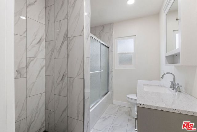 7127 Ramsgate Avenue, Los Angeles, CA 90045
