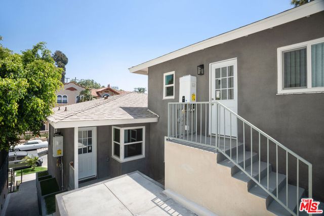 7127 Ramsgate Avenue, Los Angeles, CA 90045