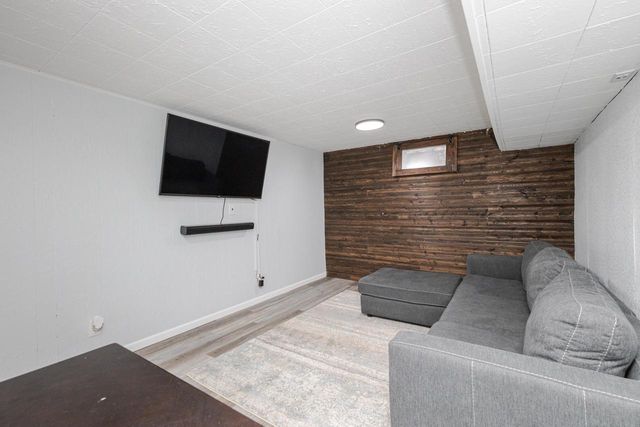 7166 S 37th PLACE, Franklin, WI 53132