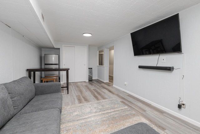 7166 S 37th PLACE, Franklin, WI 53132