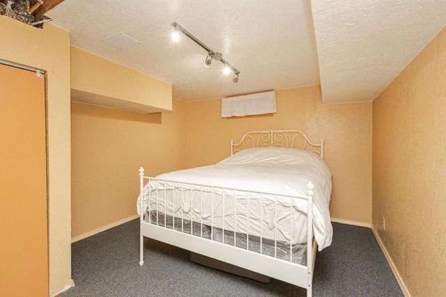 7166 S 37th PLACE, Franklin, WI 53132