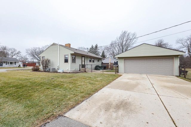 7166 S 37th PLACE, Franklin, WI 53132