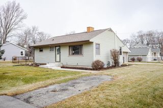 7166 S 37th PLACE, Franklin, WI 53132