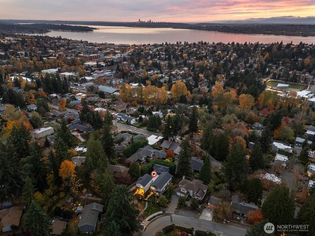 11217 NE 95th Street, Kirkland, WA 98033