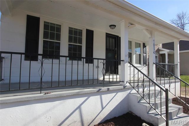 1034 N Rock Hill Road, Rock Hill, MO 63119