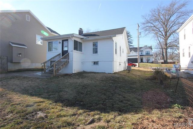 1034 N Rock Hill Road, Rock Hill, MO 63119