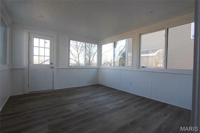 1034 N Rock Hill Road, Rock Hill, MO 63119