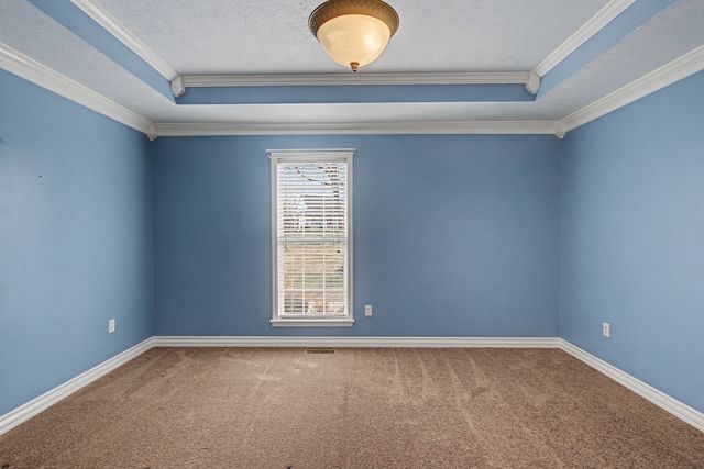 7 Falcon Rd, Fayetteville, TN 37334