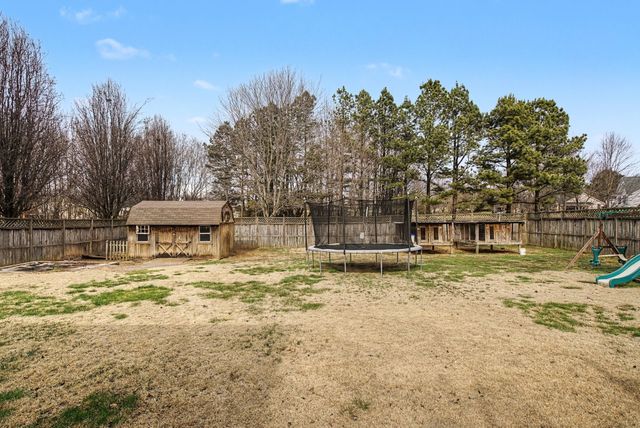 7 Falcon Rd, Fayetteville, TN 37334