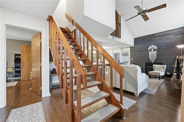 2501 Cove Point PL, Virginia Beach, VA 23454