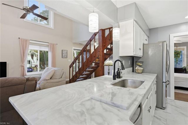 2501 Cove Point PL, Virginia Beach, VA 23454