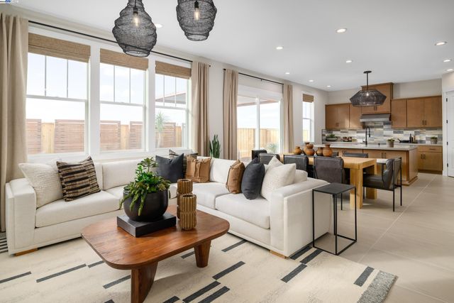 1580 W Walsh Ave, Dublin, CA 94568