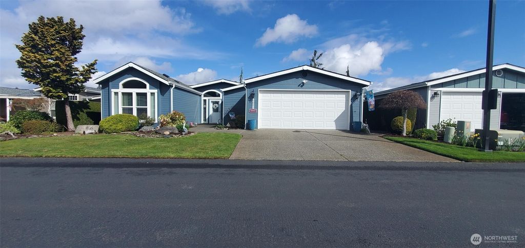 6021 90th Street Ct E #109, Puyallup, WA 98371