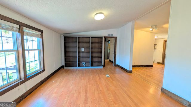 1562 Grindle Bridge Road, Dahlonega, GA 30533