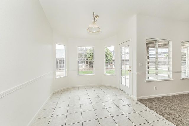 5906 W Paul Avenue, Fresno, CA 93722