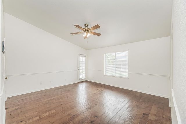 5906 W Paul Avenue, Fresno, CA 93722