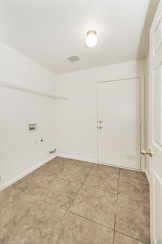 5906 W Paul Avenue, Fresno, CA 93722