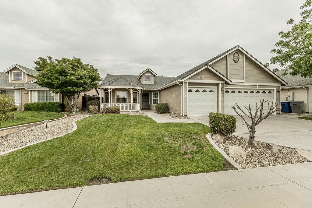 5906 W Paul Avenue, Fresno, CA 93722