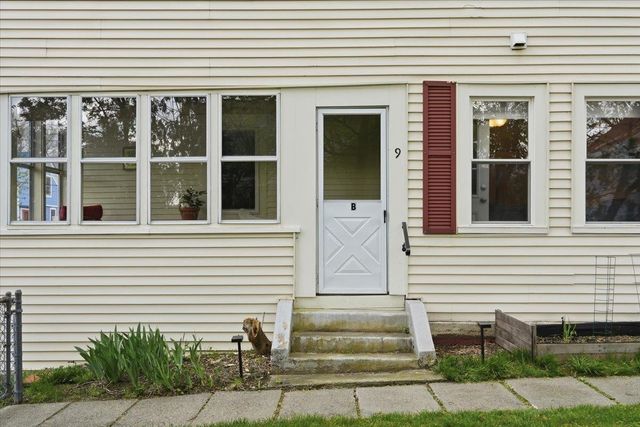 9 West St Apt B, Winooski, VT 05404