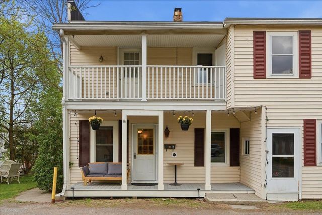 9 West St Apt B, Winooski, VT 05404