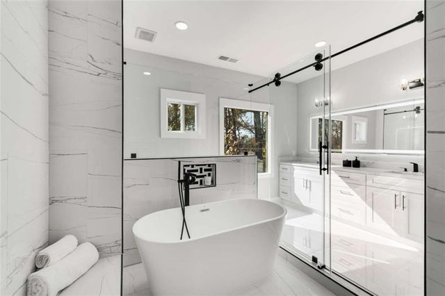 270 BOULDER Drive, Roswell, GA 30075