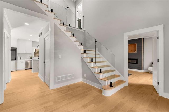 270 BOULDER Drive, Roswell, GA 30075