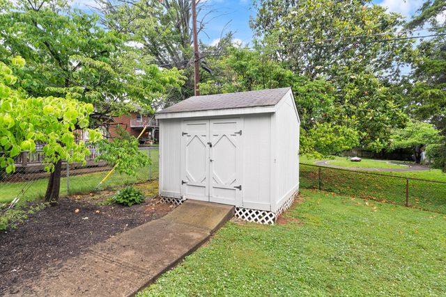 555 Tatato Trail, Frankfort, KY 40601
