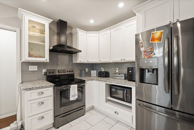 555 Tatato Trail, Frankfort, KY 40601