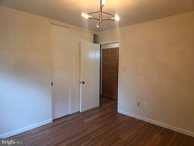 7705 KALORAMA RD, Annandale, VA 22003