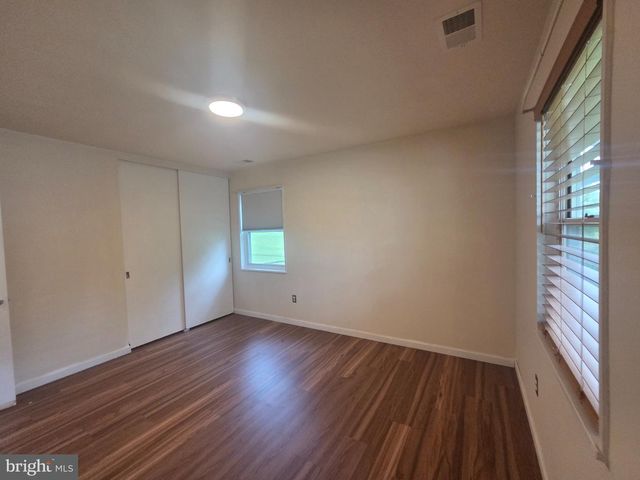 7705 KALORAMA RD, Annandale, VA 22003