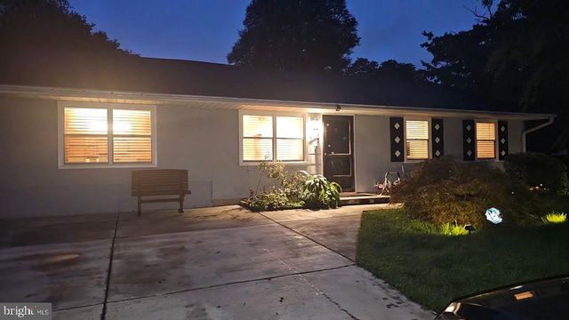 7705 KALORAMA RD, Annandale, VA 22003