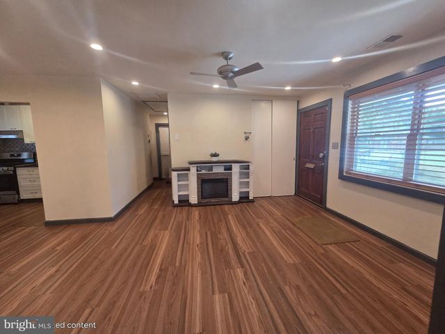 7705 KALORAMA RD, Annandale, VA 22003