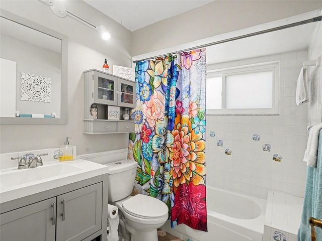 5627 35TH COURT E, Bradenton, FL 34203