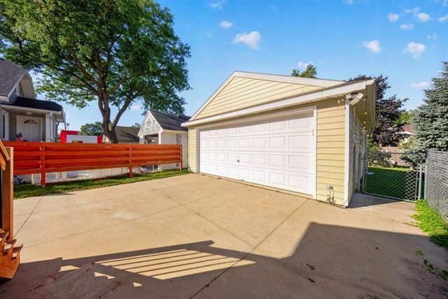 1133 8th Avenue SE, Rochester, MN 55904